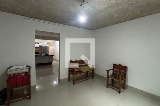 Sala de casa para alugar com 2 quartos, 165m² em Parque Novo Oratório, Santo André
