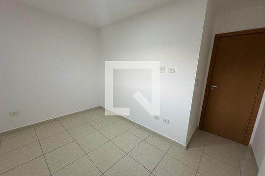 Quarto 1 de apartamento para alugar com 2 quartos, 45m² em Parque Sao Vicente, São Vicente
