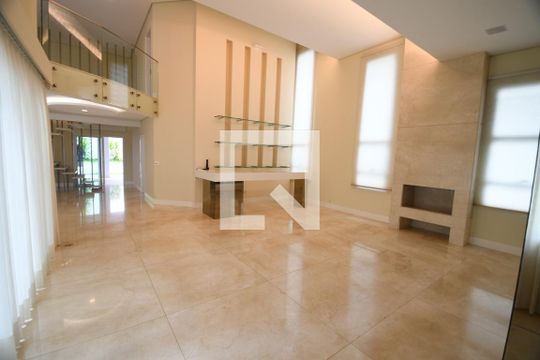 Sala de casa de condomínio para alugar com 4 quartos, 420m² em Loteamento Alphaville Campinas, Campinas