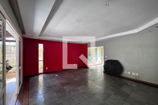 Sala de casa de condomínio à venda com 5 quartos, 460m² em Barra da Tijuca, Rio de Janeiro
