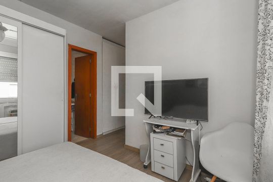 Quarto Suíte de apartamento à venda com 2 quartos, 67m² em Jardim Itu, Porto Alegre