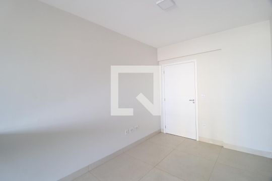 Sala de apartamento para alugar com 2 quartos, 66m² em Brasil, Uberlândia