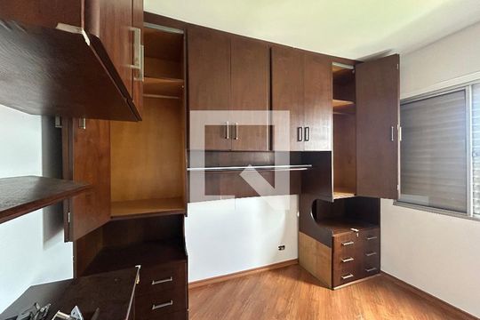 Quarto 2 de apartamento para alugar com 2 quartos, 59m² em Freguesia do Ó, São Paulo