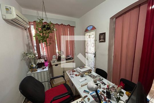 Sala 2 de casa à venda com 3 quartos, 195m² em Piedade, Rio de Janeiro
