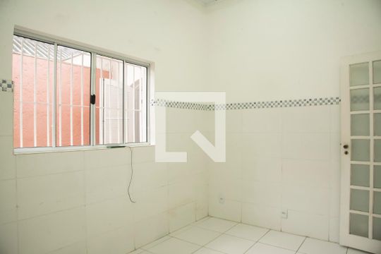 Quarto 2 de casa para alugar com 2 quartos, 110m² em Vila Clementino, São Paulo