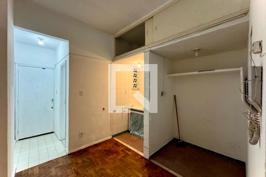 Studio de kitnet/studio para alugar com 1 quarto, 24m² em Centro, Rio de Janeiro