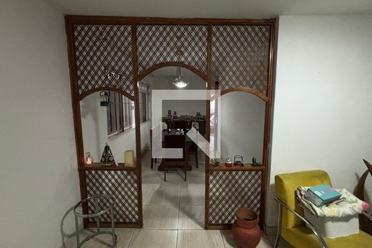 Sala 1 de casa à venda com 3 quartos, 320m² em Vila Guiomar, Santo André