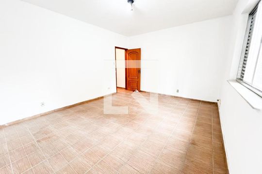 Quarto de casa à venda com 3 quartos, 112m² em Água Branca, São Paulo