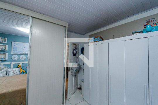 Suíte de casa para alugar com 3 quartos, 300m² em Vila Ema, São Paulo