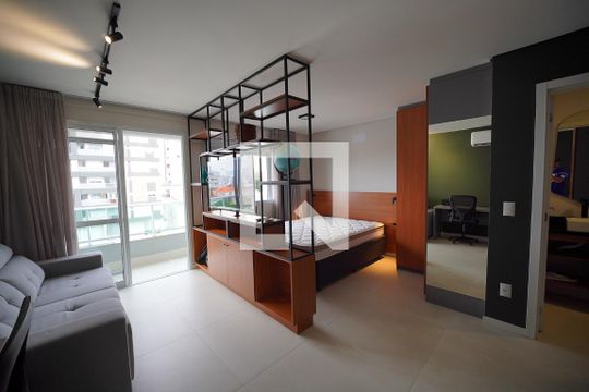 Kitnet/Studio para alugar com 1 quarto, 45m² em Coloninha, Florianópolis