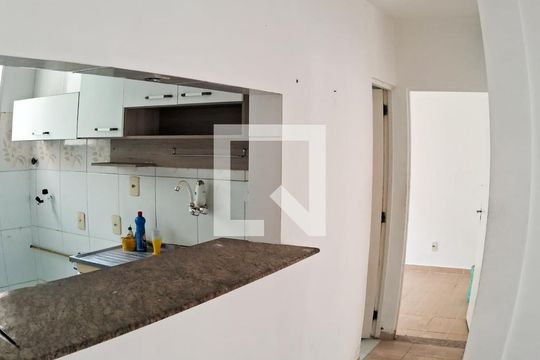 Sala/Cozinha de apartamento para alugar com 2 quartos, 45m² em Tomas Coelho, Rio de Janeiro