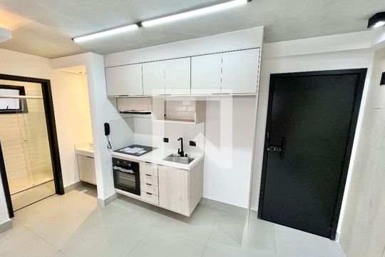 Sala/Quarto/Cozinha de apartamento para alugar com 1 quarto, 63m² em Jardim São Paulo, São Paulo