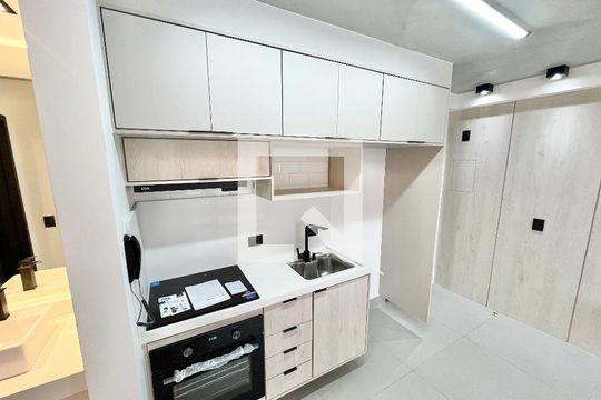 Sala/Quarto/Cozinha de apartamento para alugar com 1 quarto, 63m² em Jardim São Paulo, São Paulo