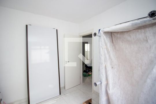 Quarto 2 de apartamento à venda com 2 quartos, 45m² em Fonte Grande, Contagem