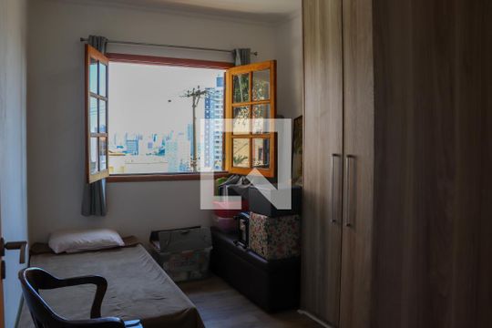Quarto 2 de casa à venda com 3 quartos, 201m² em Parque das Nações, Santo André