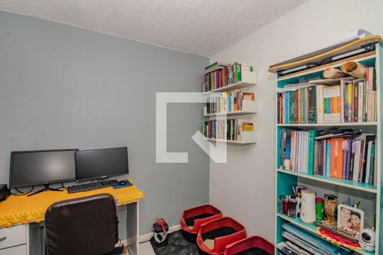 Quarto 1 de apartamento para alugar com 2 quartos, 49m² em Jardim Dona Leopoldina, Porto Alegre