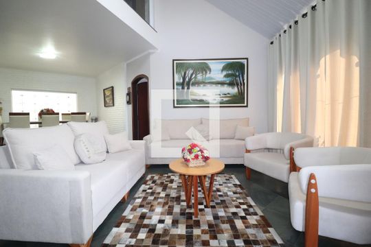 Sala de casa à venda com 3 quartos, 380m² em Vila Aquilino, Santo André