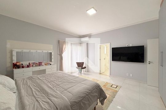 Suíte 1 de casa de condomínio à venda com 4 quartos, 450m² em Jardim Tarumã, Jundiaí