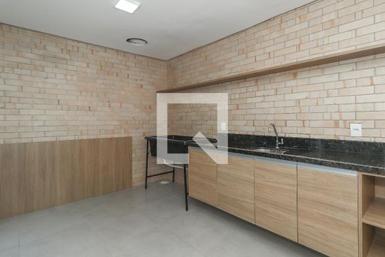 Espaço pet de apartamento à venda com 1 quarto, 32m² em Independência, Porto Alegre