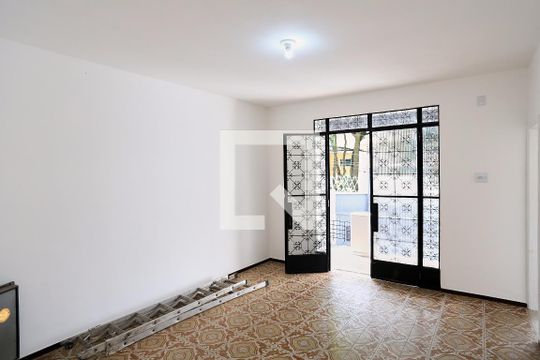 Sala de casa à venda com 4 quartos, 228m² em Floresta, Belo Horizonte