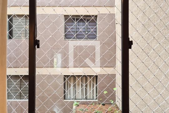 Sala - vista de apartamento para alugar com 2 quartos, 53m² em Conjunto Residencial Pombeva, São Bernardo do Campo