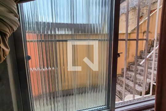 Sala de casa à venda com 2 quartos, 64m² em Irajá, Rio de Janeiro