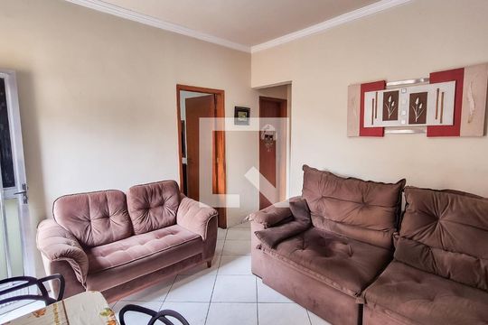 Sala de casa à venda com 2 quartos, 64m² em Irajá, Rio de Janeiro