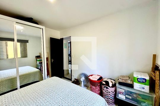Quarto 1 de apartamento à venda com 2 quartos, 70m² em Vila Gopouva, Guarulhos