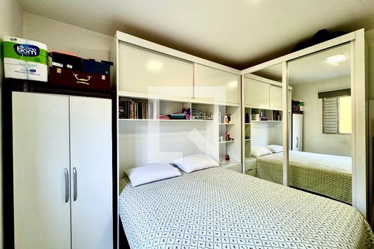 Quarto 1 de apartamento à venda com 2 quartos, 70m² em Vila Gopouva, Guarulhos