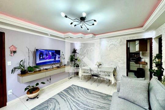 Sala de apartamento à venda com 2 quartos, 70m² em Vila Gopouva, Guarulhos