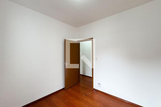 Quarto 2 de casa à venda com 3 quartos, 160m² em Vila Israel, São Bernardo do Campo