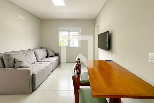 Sala de apartamento para alugar com 1 quarto, 50m² em Cachoeira do Bom Jesus, Florianópolis