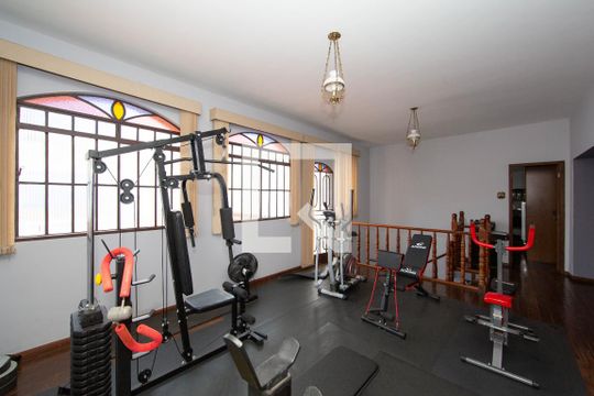 SALA de casa à venda com 4 quartos, 360m² em Minas Brasil, Belo Horizonte