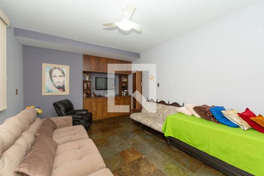 SALA de casa à venda com 4 quartos, 360m² em Minas Brasil, Belo Horizonte