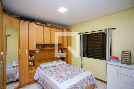 Quarto Suíte de casa à venda com 3 quartos, 178m² em Jardim Miriam, São Paulo