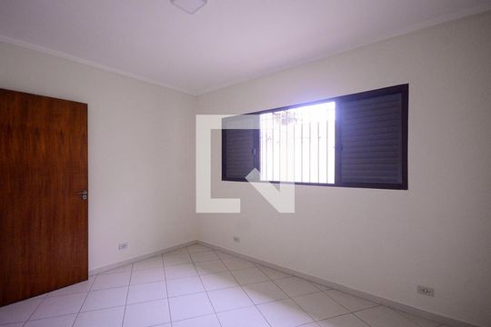 Quarto 1  de casa à venda com 3 quartos, 184m² em Vila Gumercindo, São Paulo