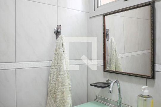 Lavabo de casa para alugar com 4 quartos, 92m² em Jardim Santa Cruz (sacoma), São Paulo