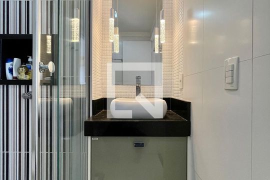 Banheiro de apartamento para alugar com 2 quartos, 65m² em Bonfim, Campinas