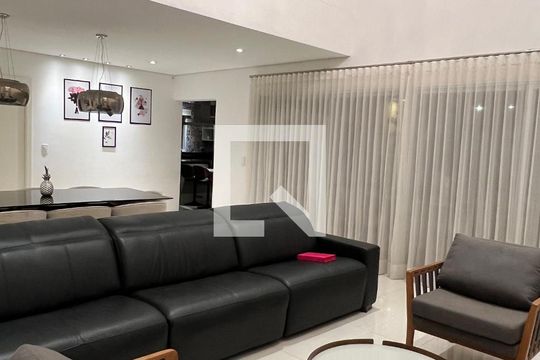 Sala de casa à venda com 3 quartos, 314m² em Parque das Universidades, Campinas