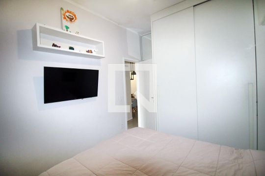 Quarto 2 de casa à venda com 4 quartos, 293m² em Vila Kosmos, Rio de Janeiro
