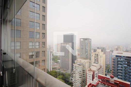 Varanda de kitnet/studio para alugar com 1 quarto, 33m² em Vila Gomes Cardim, São Paulo