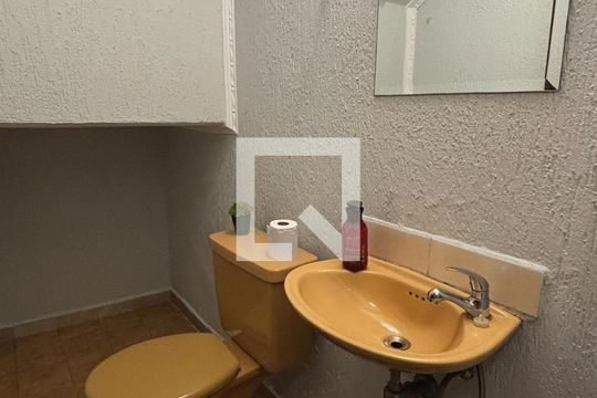 Lavabo de casa à venda com 3 quartos, 240m² em Vila Bela Vista, Santo André