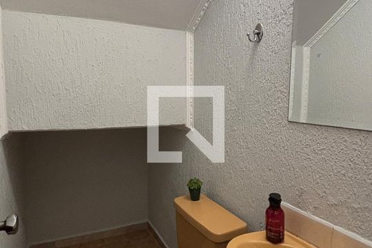Lavabo de casa à venda com 3 quartos, 240m² em Vila Bela Vista, Santo André