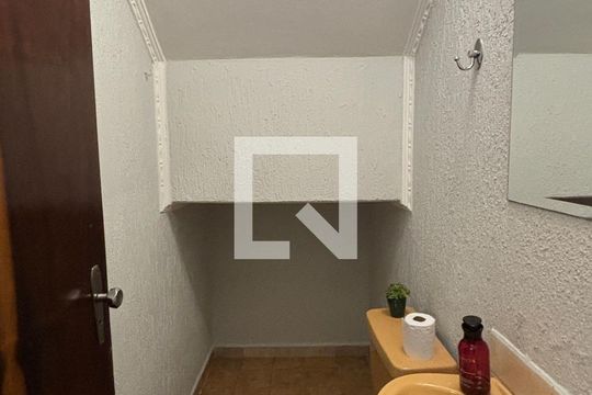 Lavabo de casa à venda com 3 quartos, 240m² em Vila Bela Vista, Santo André