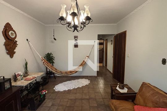 Sala de casa à venda com 3 quartos, 240m² em Vila Bela Vista, Santo André