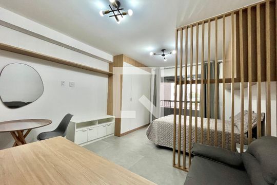 Sala de kitnet/studio para alugar com 1 quarto, 35m² em Vila Mascote, São Paulo