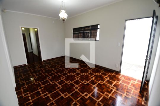 Sala 2 de casa à venda com 4 quartos, 198m² em Taquaral, Campinas
