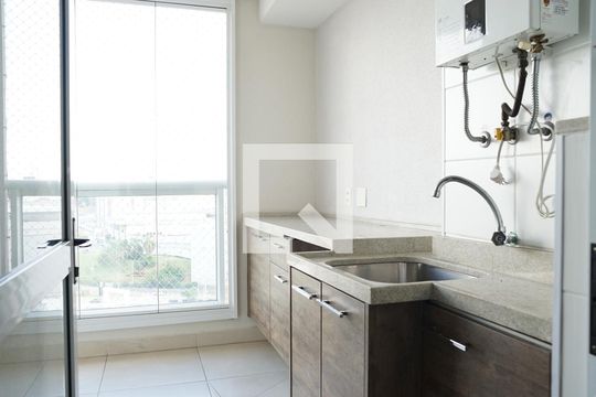 Cozinha e Área de Serviço de apartamento para alugar com 2 quartos, 62m² em Vila Endres, Guarulhos