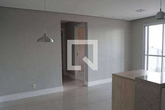 Sala de apartamento para alugar com 2 quartos, 62m² em Vila Endres, Guarulhos