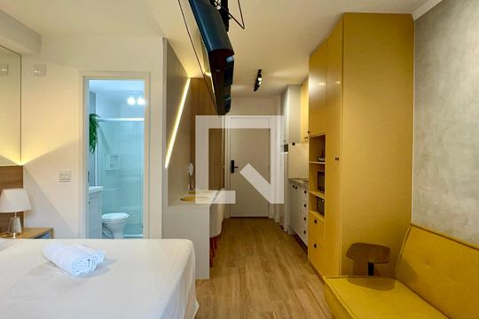 Studio de kitnet/studio para alugar com 1 quarto, 25m² em Pinheiros, São Paulo